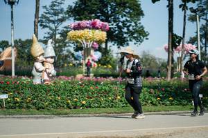 BIB: 
                            <button type="button" onclick="openModal(27617155)" class="btn btn-primary btn-sm float-right btn-popup" data-toggle="modal" data-target=".modal-high-quality">
                        <i class="fas fa-shopping-cart"></i> Add to Cart
                    </button>
                                            <button type="button" onclick="isThisMe(27617155, true)" class="btn btn-success btn-sm float-right btn-popup btn-isme hidden" data-toggle="tooltip" data-placement="bottom" title="นี่คือรูปของคุณใช่ไหม คลิกที่นี่เพื่อเอาเข้าอัลบั้ม">
                        <i class="fas fa-plus"></i> Add to album
                    </button>
                    <button type="button" onclick="isThisMe(27617155, false)" class="btn btn-warning btn-sm float-right btn-popup btn-isnotme hidden">
                        <i class="fas fa-ban"></i> Remove from album
                    </button>